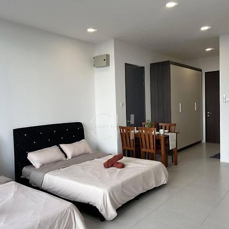 Ferienwohnung Kuching The Podium At 4 Pax - N Exterior foto